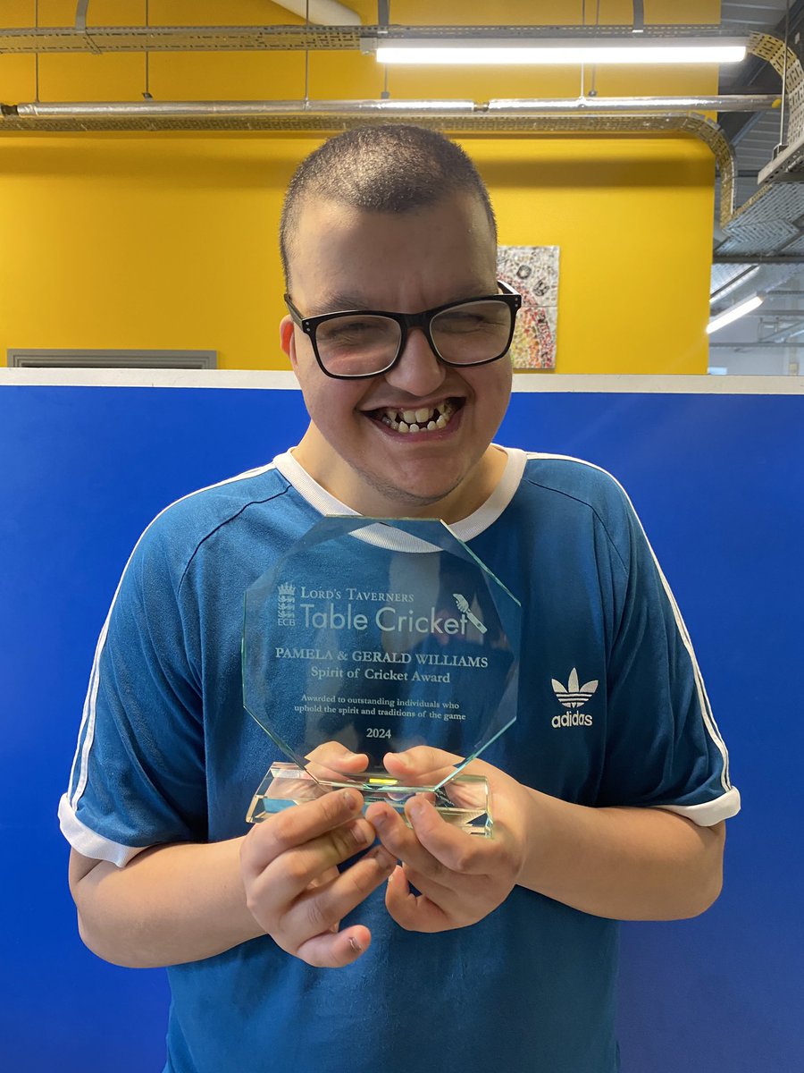 Thrilled for Tayab winning the “Spirit of Cricket” award at the table Cricket competition today. Tayab showed passion, alongside excellent teamwork and and communication with his peers. Very proud! @LordsTaverners @LancsCricketFDN