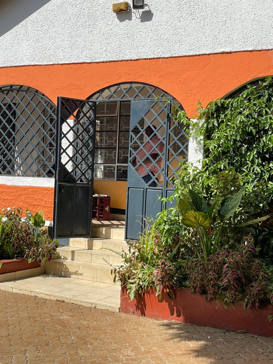 RVINEHOMES's tweet photo. EXCUTIVE 3BEDROOMS OWN COMPOUND RUAKA 55K CALL RUSHVINE MANAGEMENT 0717959780-ALBERT #OWNCOMPOUND #ruakaapartment #viral #mustwatch #kenyarealestate https://t.co/xrnCLRofMt