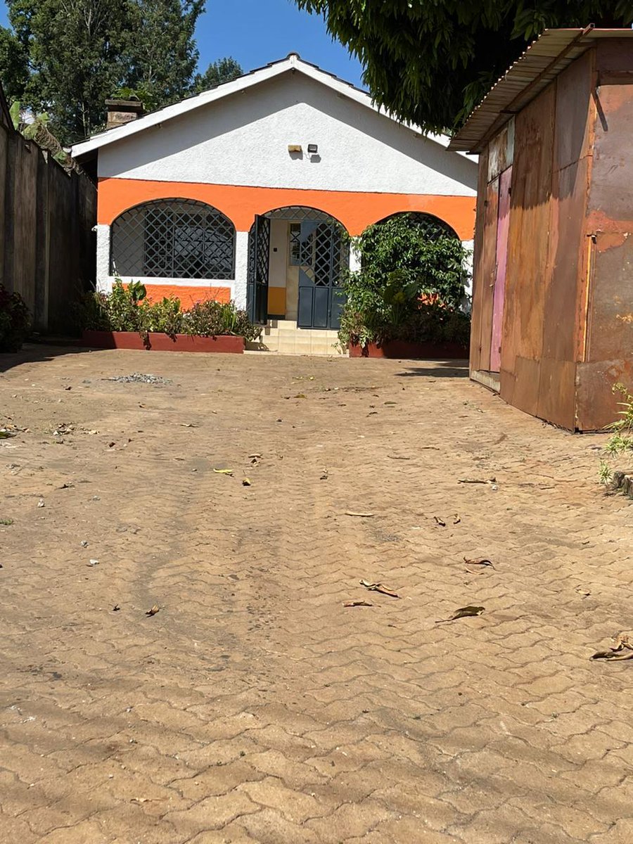 RVINEHOMES's tweet photo. EXCUTIVE 3BEDROOMS OWN COMPOUND RUAKA 55K CALL RUSHVINE MANAGEMENT 0717959780-ALBERT #OWNCOMPOUND #ruakaapartment #viral #mustwatch #kenyarealestate https://t.co/xrnCLRofMt