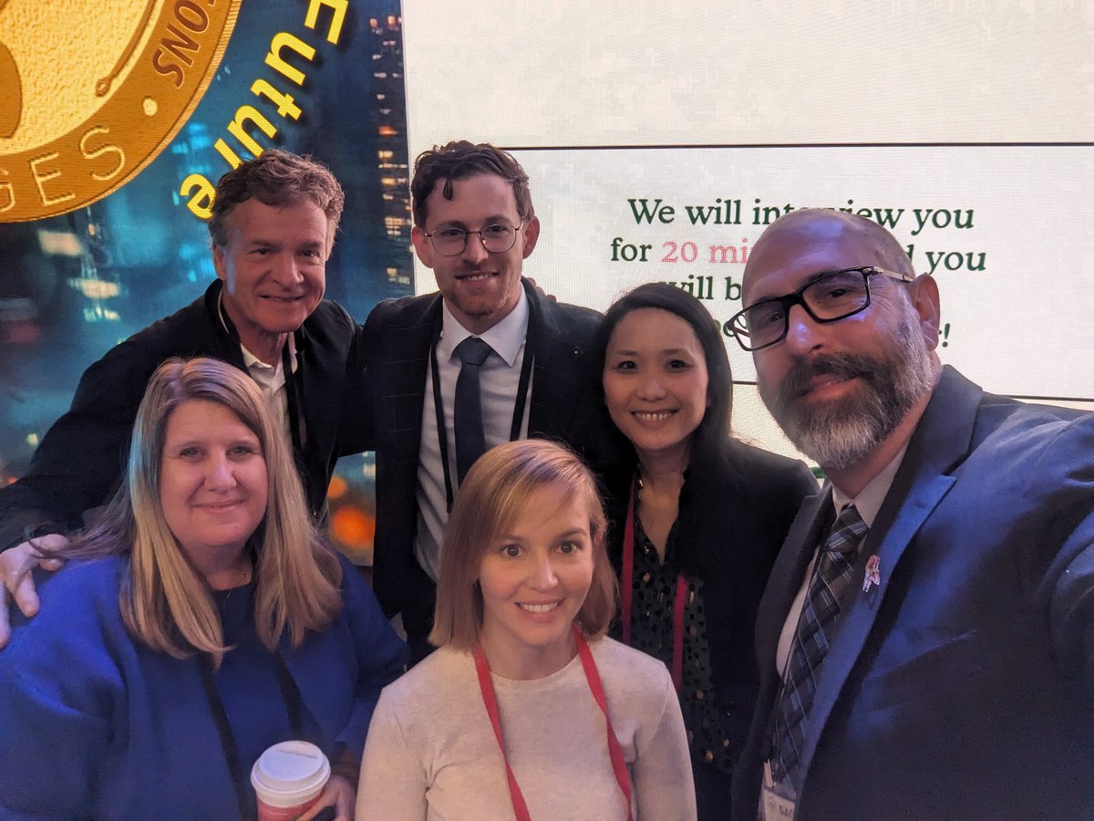 Had a great time presenting with this all star cast on #diverticulitis! Willem Bemelman 🇳🇱 @Garfinkle_R @sookchanhoang1 @tlhedr0 @TejedorPat @SAGES_Updates bringing great science and education for all surgeons! #SAGES2024