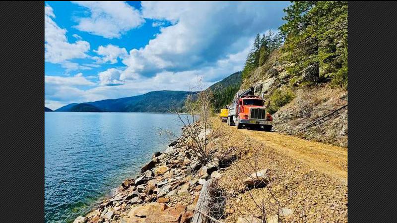 Start of new rail trail on track thanks to rezoning in Sicamous dlvr.it/T5kWzP #Kamloops