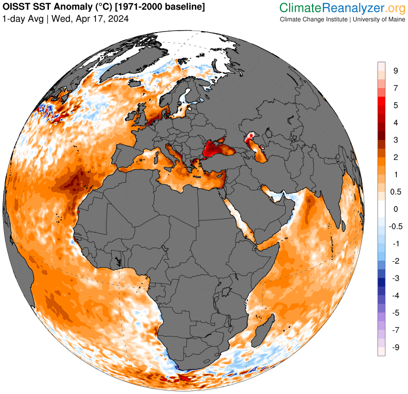 🌊🌡📈 There is a lot of surface heat building off the coast of Africa and all around Europe. 🔥It takes >3000 times as much heat to warm water by 1°C than it does for air.🔥 We should prepare for an eventful summer!