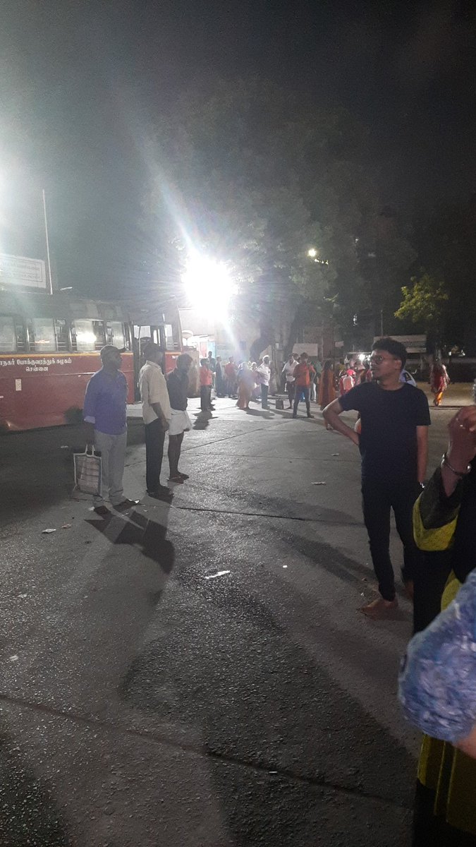 arunsvinayak's tweet photo. @mkstalin @RRajakannappan  @Udhaystalin 
Sir waiting in  large Numbers in T Nagar Busstand..No buses to anypart of chennai in operation...please do the neeefull.sirss
@TNSTC  @ChennaiMayor https://t.co/HOFtPef8PN