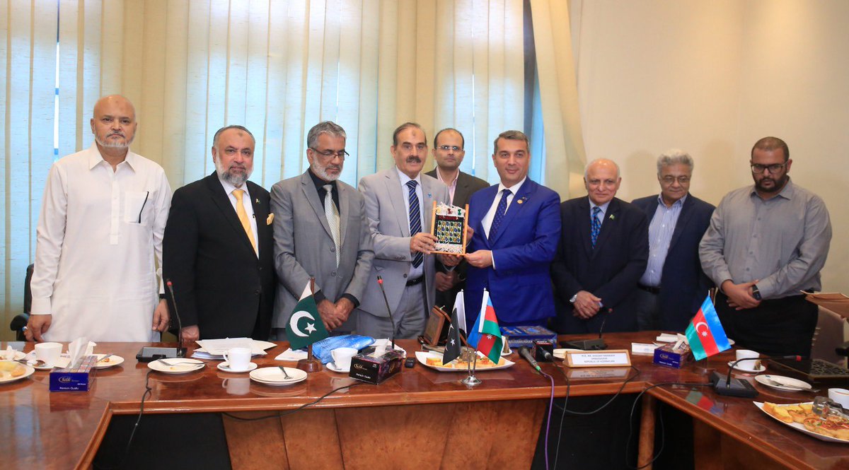 Ambassador of Azerbaijan to Pakistan H.E. Mr. Khazar Farhadov met with H.E. Mr. Iftikhar Ahmed Sheikh, president of the Karachi Chamber of Commerce and Industry and executive members of KCCI.