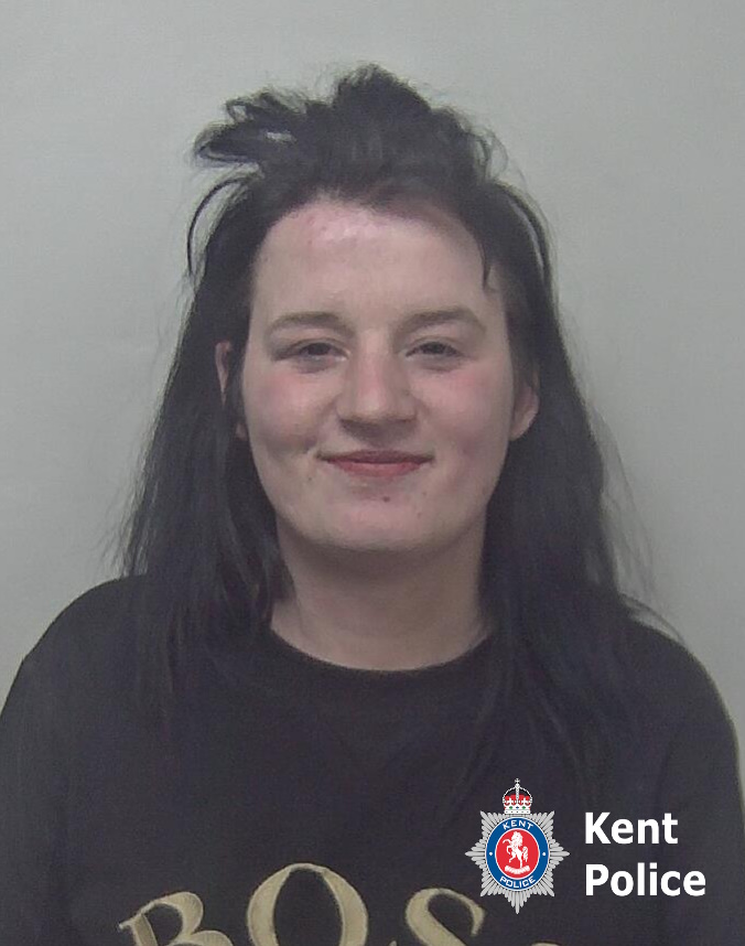 Jordan Kelly is wanted on a court warrant. She has links to #Sandwich and #Deal. If you see her or know whereabouts she is, call 999 and quote 46/10694/24 Or contact Crimestoppers anonymously, by calling 0800 555111 or by using the online form: crimestoppers-uk.org/give-informati…