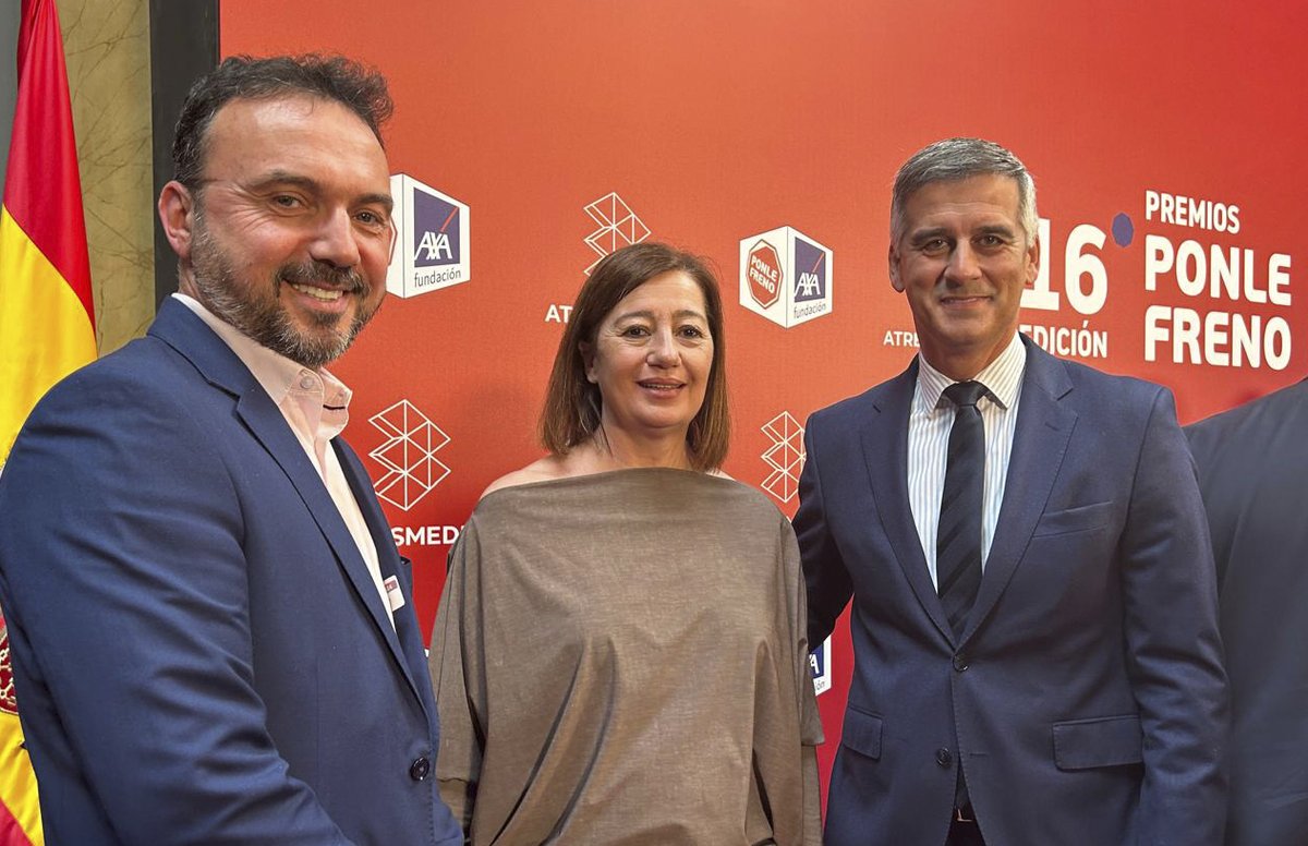 Confederación Nacional de Autoescuelas tweet media