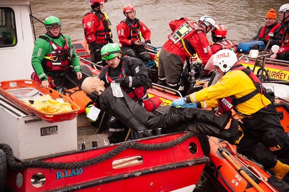 The @RNLI, several #UKHART teams and the #Maritime Skills Academy supported the development of @RuthLeeLtd's Advanced #WaterRescue #Manikin with rigorous testing and trials. Read the full story and watch the video here >> seawork.com/newfront/news/…