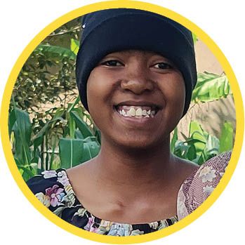 Wankembetha in Tanzania was healed from ulcers after eating moringa regularly. This allowed her to stay in school and have a brighter future. Read our 2023 Annual Report for more inspiring stories!👉 strongharvest.org/2023AnnualRepo… #MoringaIsLife #Nutrition #StrongHarvest