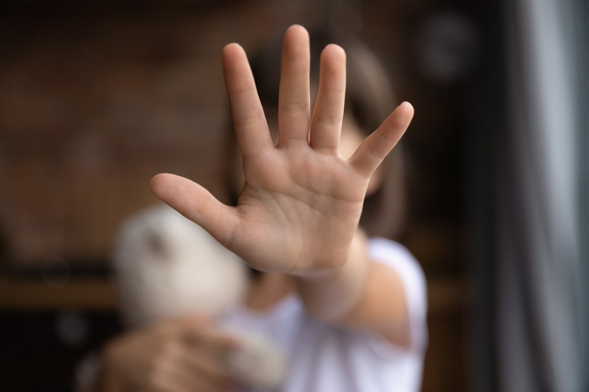 3CatInfo's tweet photo. Un jutge a una nena en risc de violència vicària: "No has de veure qui feia mal a la mare" https://t.co/xD7wEfXhkO https://t.co/ZYUYEq0O0O