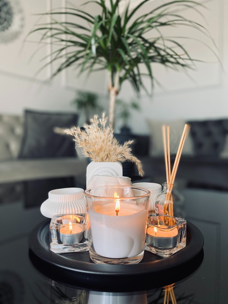 Treat yourself!

homeoasis-scents.com

#aromatherapy #essentialoils #essentialoil #candle #candles #natural #diffuser #diffusers #waxwarmers #waxwarmer #waxmelts #waxmelt #warmer #incense #scents #scent #homedecor #oils #youngliving #meditation #smallbusiness #scentedcandles