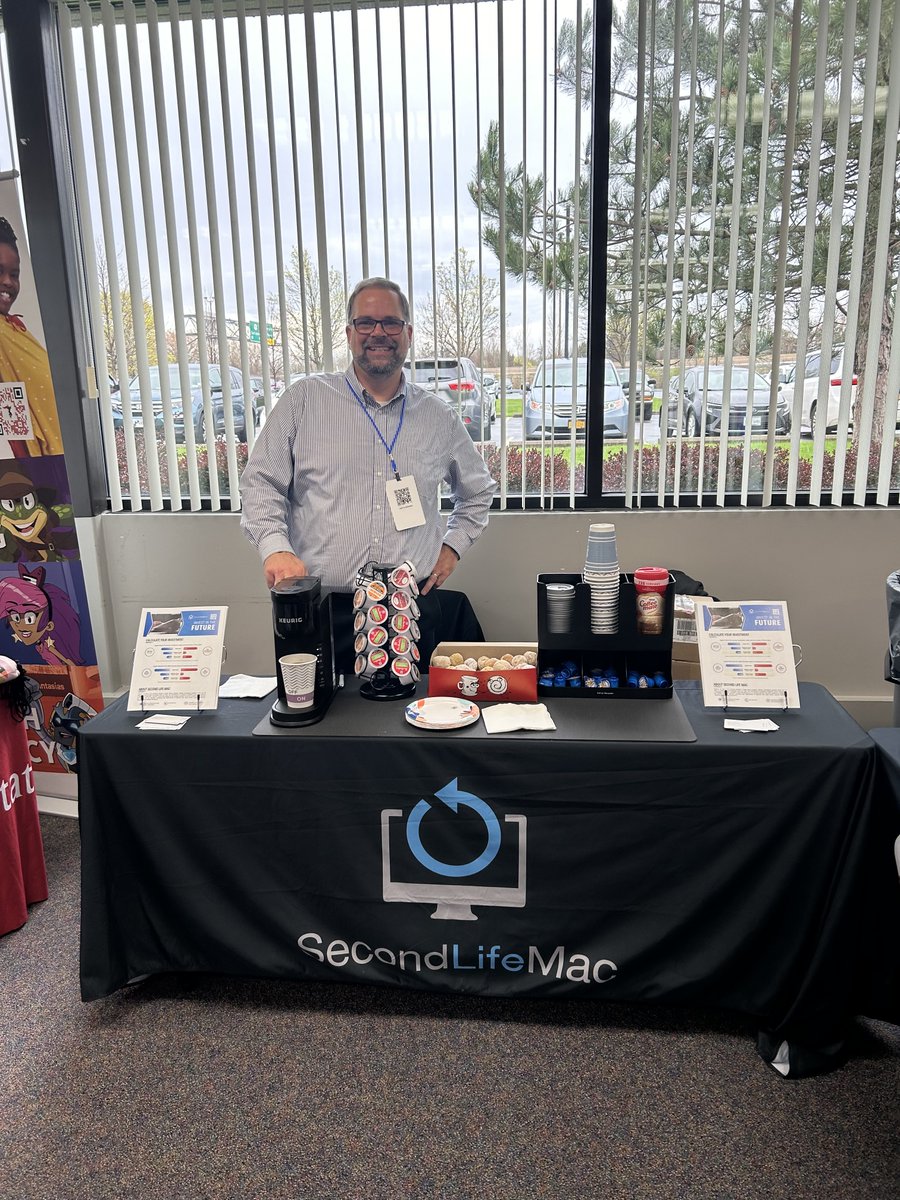 Our team is at the NYSCATE Digital Pathways Conference today!

Stop by for some delicious local donuts and learn how SLM can tailor a custom Apple device lifecycle plan that fits your unique needs.

#NYSCATE #DigitalPathways #WNYRIC #AppleBuyBack