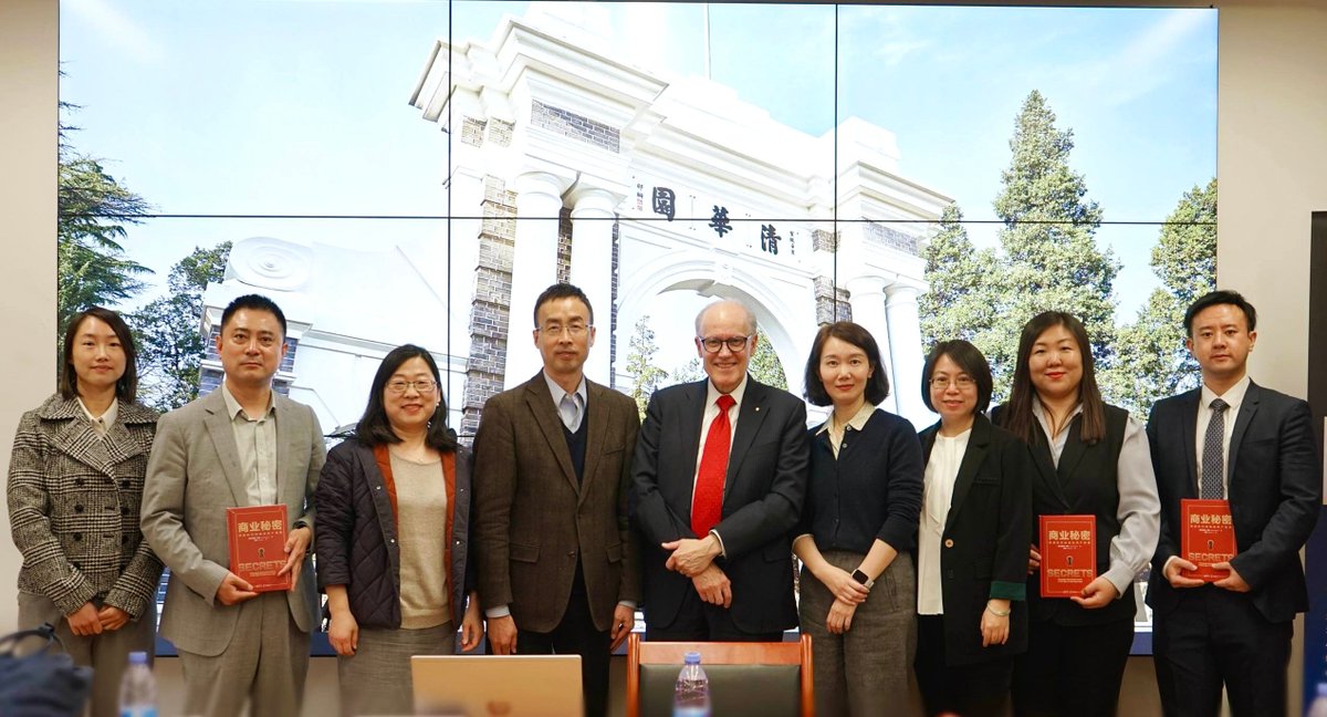In cooperation with @WIPO, our LL.M. Program in #IntellectualProperty & Innovation Policy aims to deepen your understanding of #IP and antitrust, etc. #JoinTsinghua before May 1 and gain Chinese experience & global perspective in dealing with legal issues! buff.ly/49Lktj4