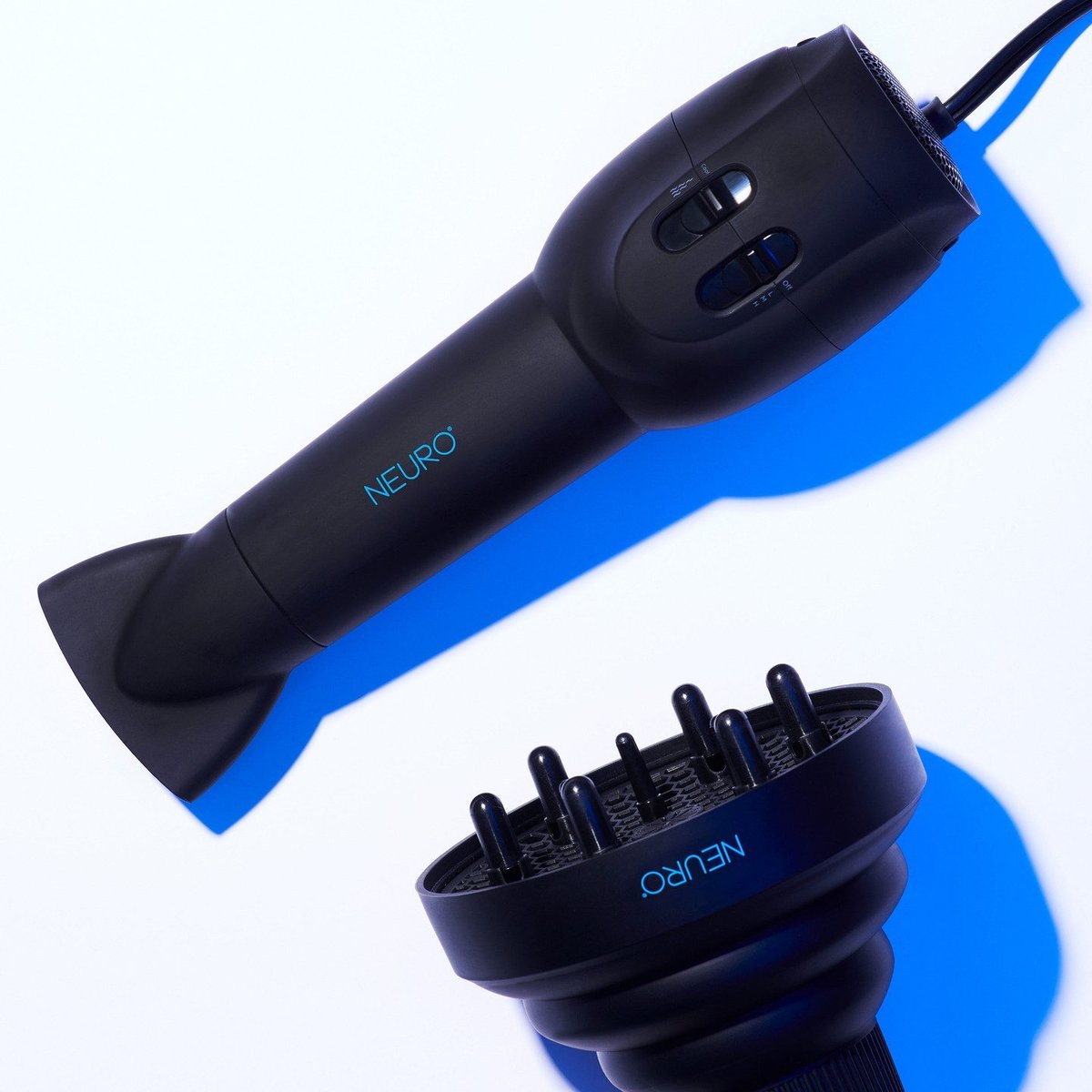 Get a GRIP on maximum styling with the #NeuroHair Grip Dryer + Diffuser 💙 Perfect for perfecting your gorgeous natural curls 🤩 The handle-free, ergonomic design allows for the ultimate comfort and control for effortless styling! ✨ #curlyhair #blowdryer #diffuser #healthyhair