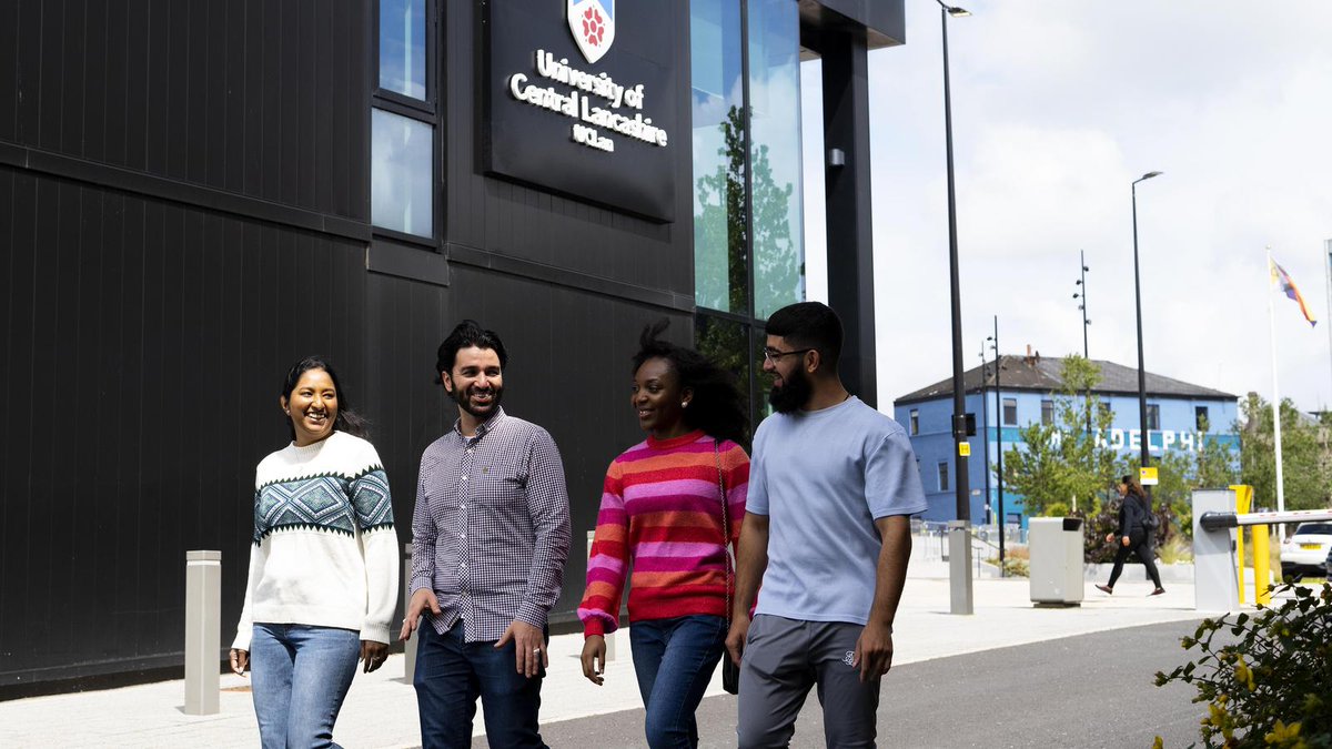 We're holding our first #UCLanAlumni Walk on 8 May 😃 Come along on your lunch hour and meet members of the Alumni Team for a social walk from the Student Centre to Avenham Park and back. Find out more and book your place: ow.ly/zjJw50R7xcz Always part of UCLan 🌹