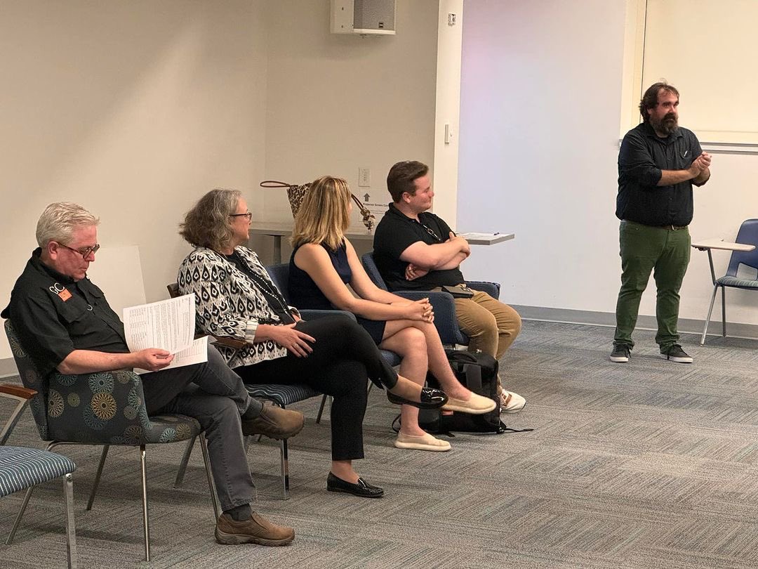 Thank you to DeWayne Grice, Kathy Wideman, Eden Hodges, and Andy Cole. Our alums returned to talk with students about getting internships and jobs in journalism. We have to thank them for helping our students, especially with graduation around the corner. #CommArts