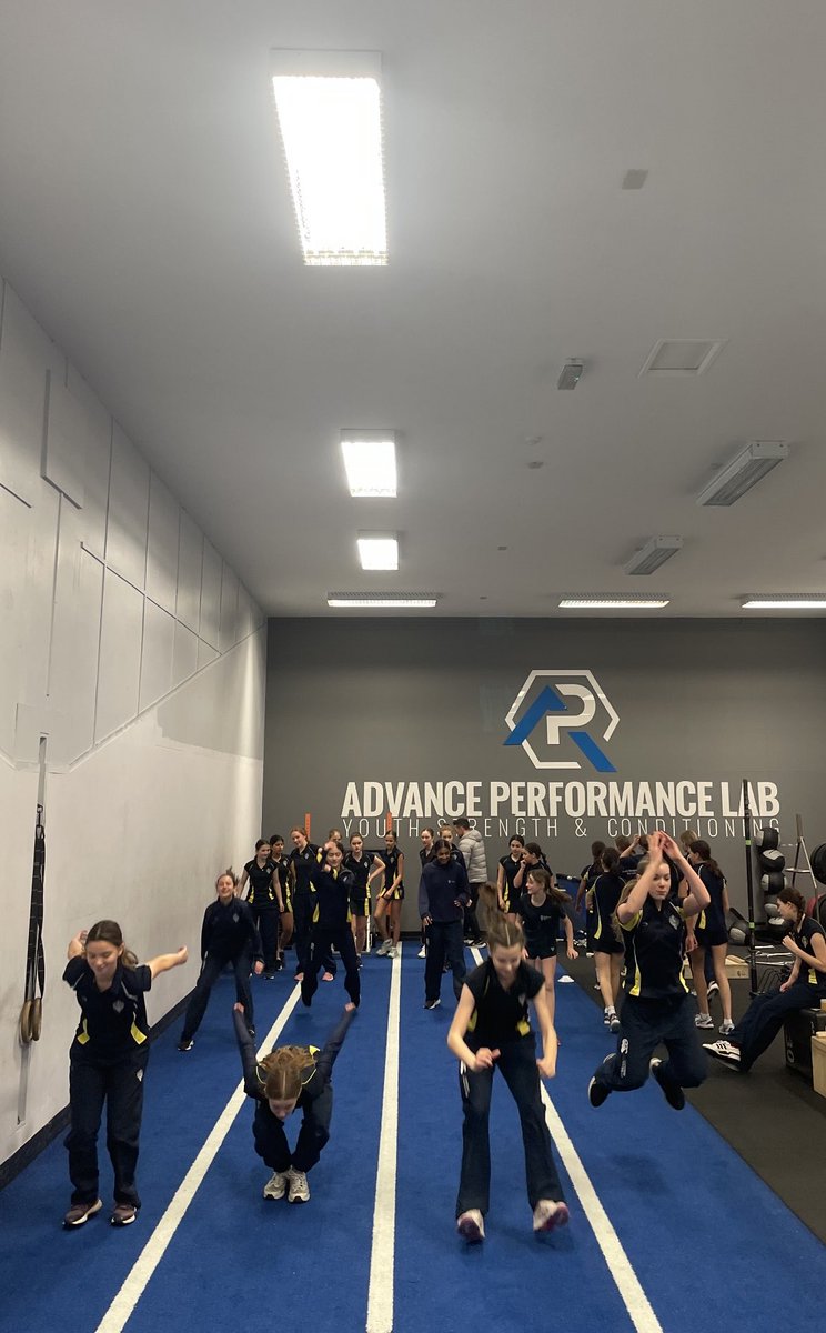 Another great outing at @advancesportUK with some new personal bests broken. The pupils worked hard, completing many fitness tests and learning valuable lessons around strength and conditioning 💪