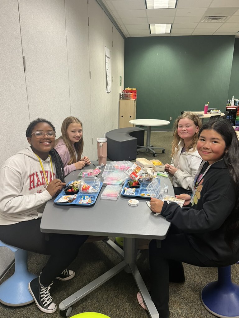 Megan Lofgren tweet media