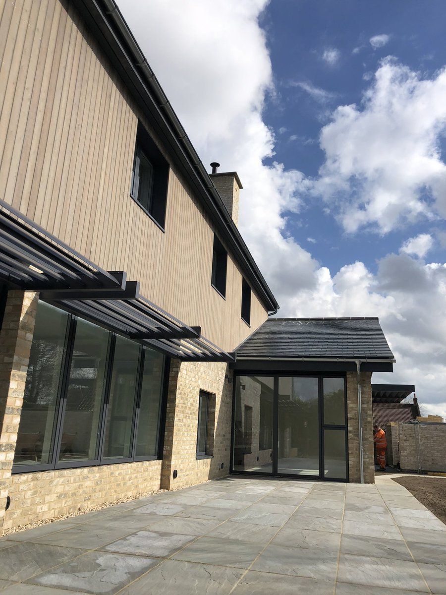 AMAqs's tweet image. Completion took place on this lovely new family home in North Norfolk. Working alongside @DraperLtd to achieve the clients dream home.