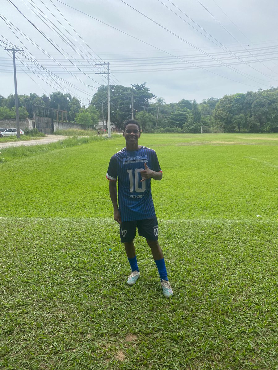 filhodaleide01's tweet photo. Mó marrão de jogando🚂🔟 https://t.co/x7dFfwt0D0