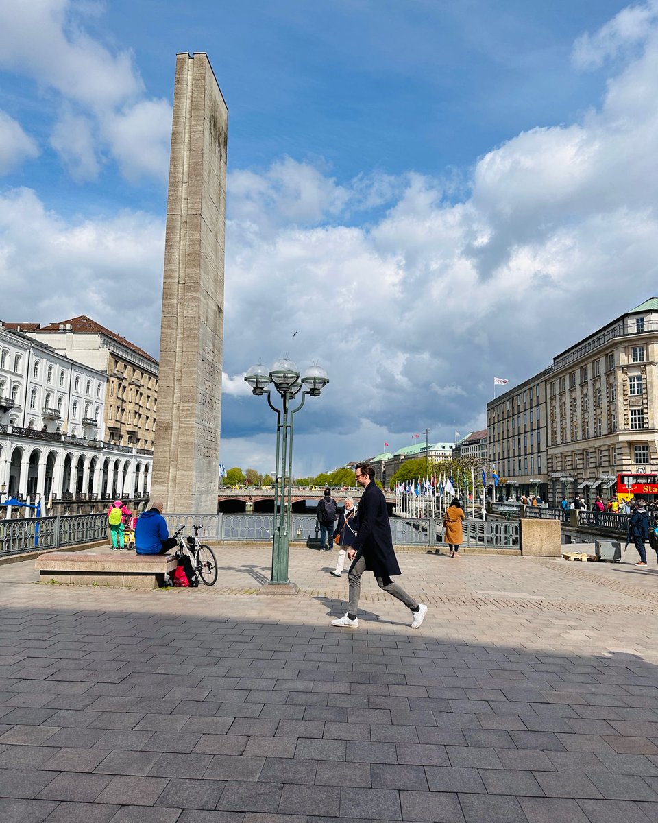 Robert Michel tweet media