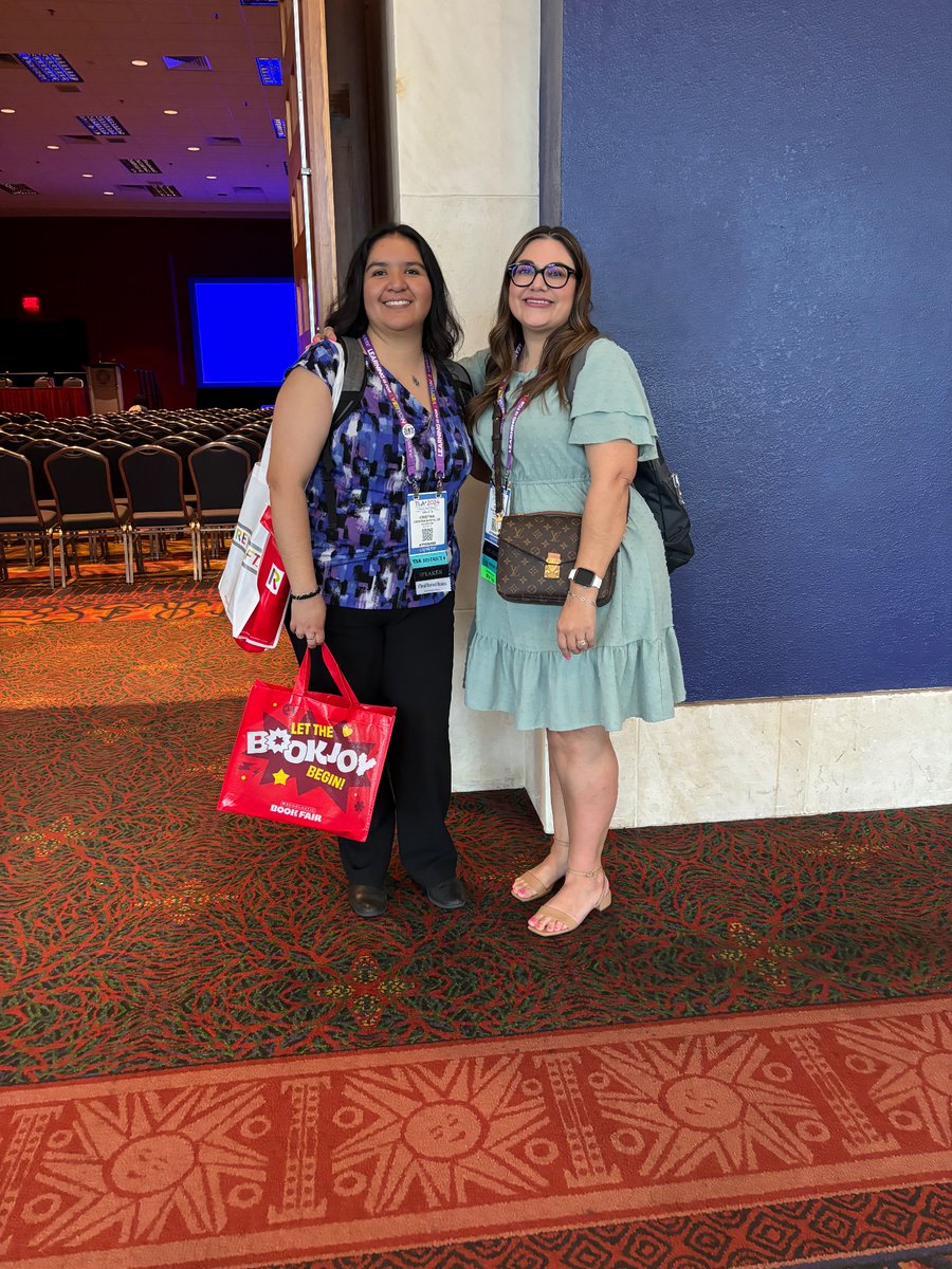 🦁❤️📚My first TLA presentation was an amazing experience, full house and great feedback. I feel proud to represent my Lions at the state level, thanks to my presenter buddy Cristina, you rock! 🫶@CBustillos_EES . @CJordan_ES @Sparks_Interest #SISD_Reads #NxtLevel @TxLA24 @TXLA