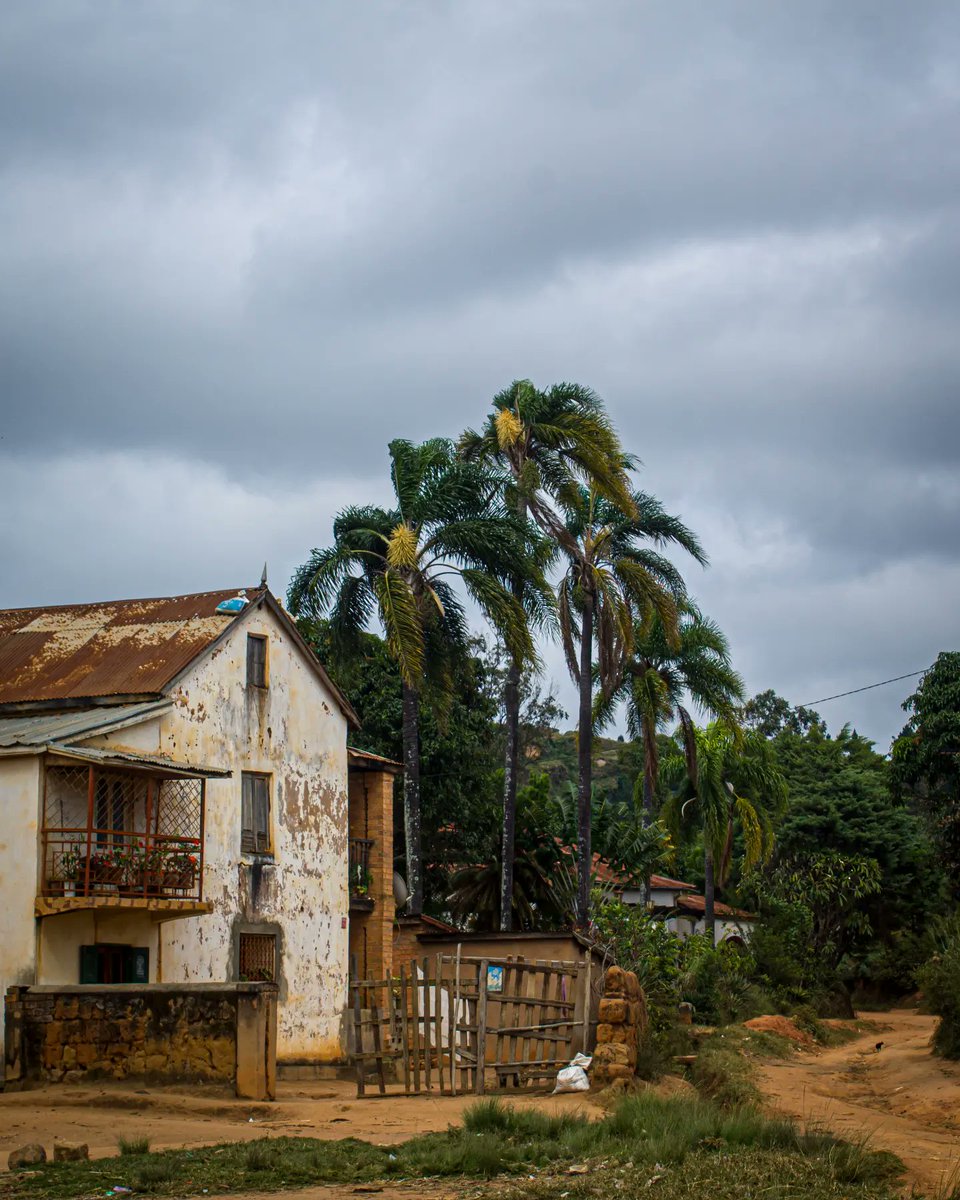 iamrakotobe_'s tweet photo. Mananjara, a historic site located 37 km from Antananarivo along National Road 4, offers a rich experience in exploration.

https://t.co/vEc0agnm3x https://t.co/ElEXAAUNqY