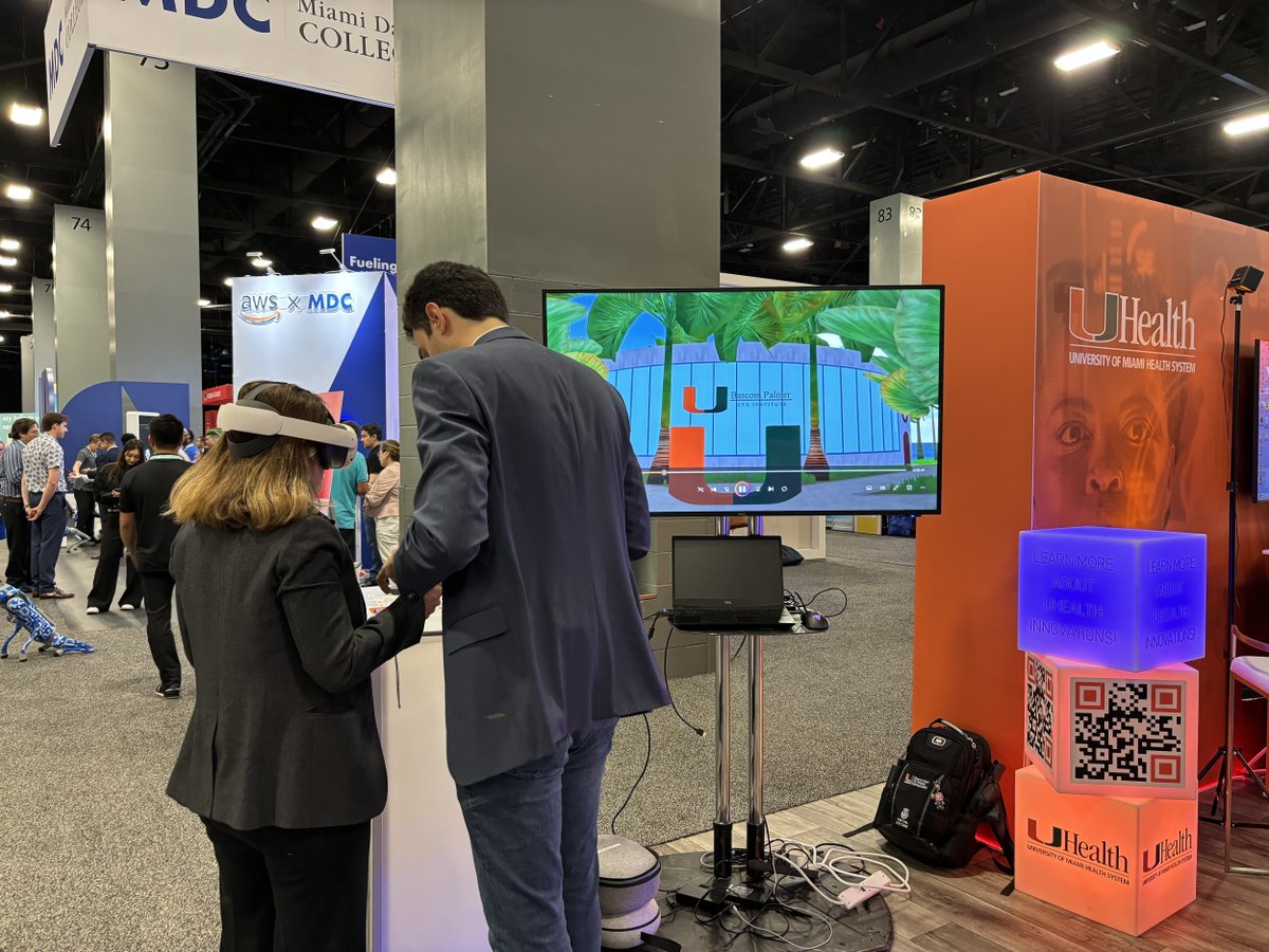 UMiamiHealth's tweet image. Kicking off day 2 of @eMergeAmericas at our #HealthTech #innovation hub. 🌐🙌 Come join us for live content from our expert physicians on the latest tech and innovations that are transforming care for patients around the world. #MiamiTechMonth #eMergeAmericas