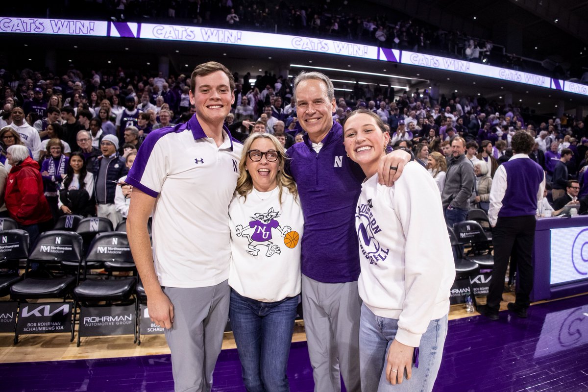 Wishing a special happy birthday to our leader, @coach_collins 🥳