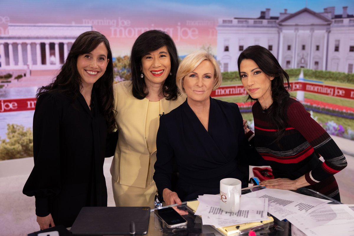 Last week on @Morning_Joe, @AndreaJung__ joined @morningmika, @HumaAbedin, and @mcgrathmag to launch #WomenAreLimitless, a new campaign to invest $40B in capital to support 750,00 underserved women entrepreneurs over the next ten years.

Learn more: womenarelimitless.grameenamerica.org