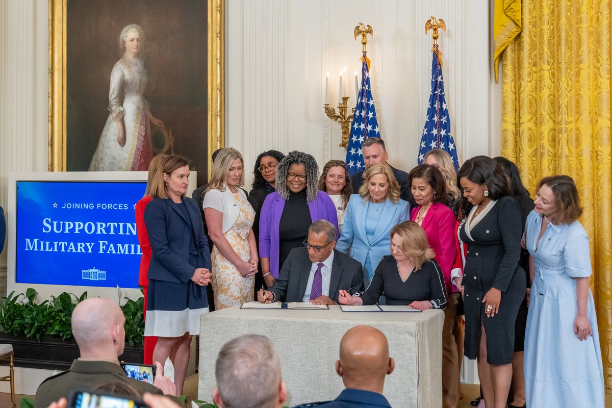 Our Administration announced an agreement between @DeptofDefense and @StateDept to allow military spouses working in the federal government to continue their careers abroad when a service member is stationed overseas. Military spouses may not wear a uniform, but they serve our
