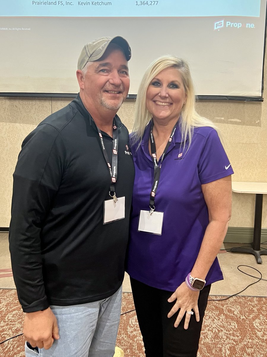 PrairielandFS's tweet photo. Two of our employees were recognized at the #FSPropane Summit as Silver Level Pacesetters
This means they delivered over 1.1 million gallons in fiscal year 2022-2023 🤯
Please help us congratulate Kevin Ketchum and Zach Smith! https://t.co/PR1F893x37