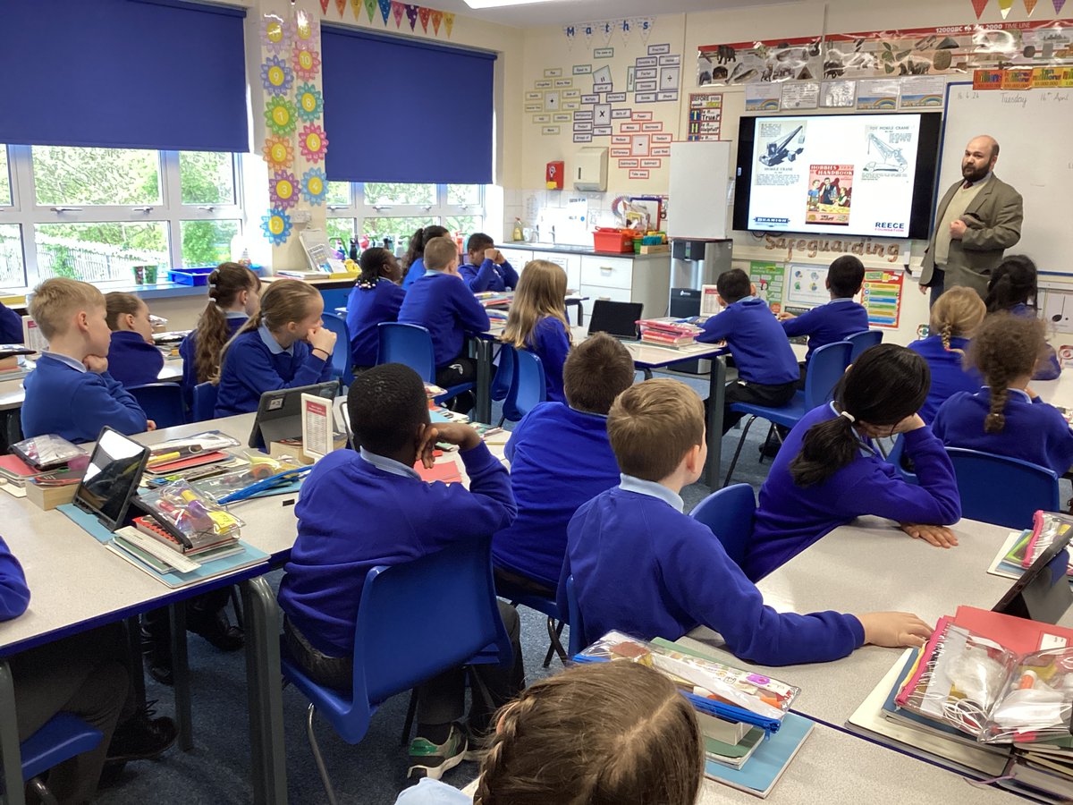 StCuthbertsK's tweet image. Year 5 had a great start to the term, we had Mr Martin come and visit us from @Beamish_Museum  to introduce our new DT project- Crank it up! We looked at different 2D and 3D structures and evaluated their stability. We can&apos;t wait to use our knowledge to design our own Crane!