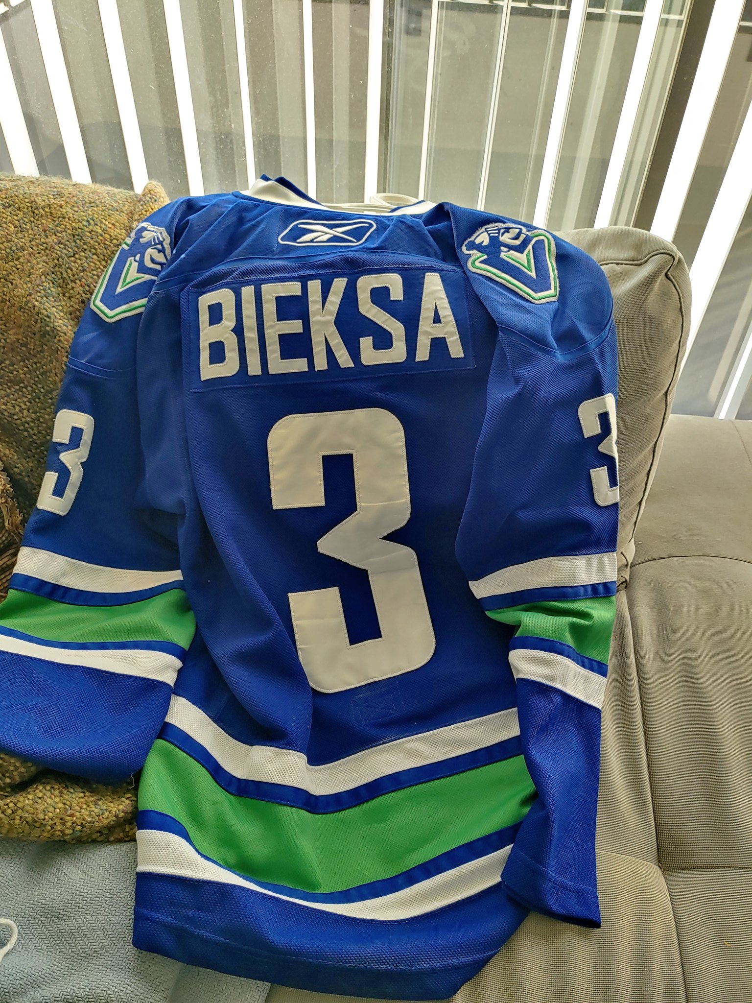 Stephen A. Braverman on X Won a Kevin Bieksa jersey in a raffle at The Terminal Pub in NewWestminster while watching a Vancouver Canucks playoff game. This is what bars restaurants need