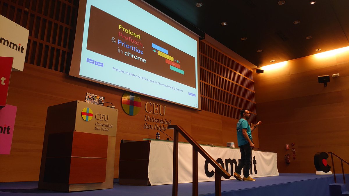 lavideoteca's tweet image. 🚀🚀🚀 #WPO llevada al límite con Joan León @nucliweb 

#commitconf