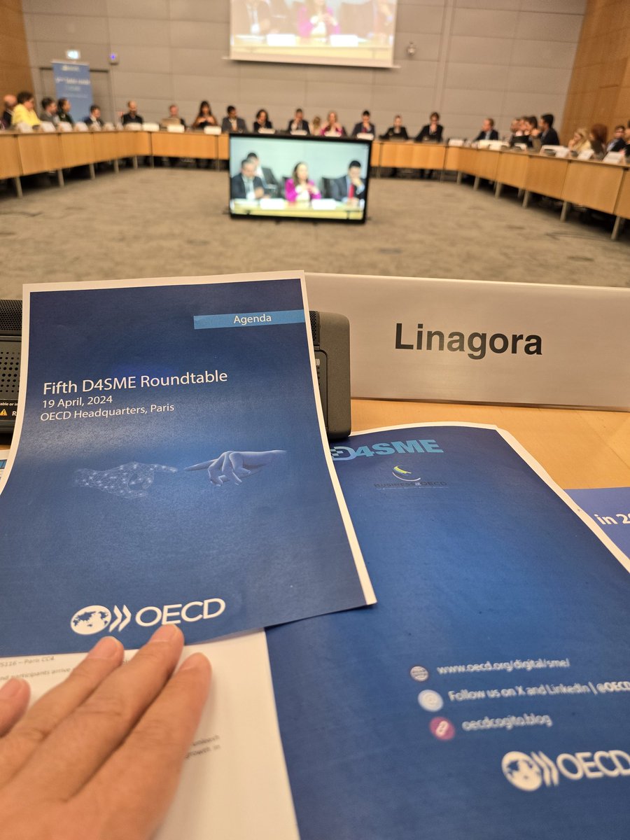 Proud to have given a speech at @OECD today at the 5th #D4SME Roundtable about #OpenSource #AI pleading again for ambitious multinational policy to support TRUE Open Source AI !