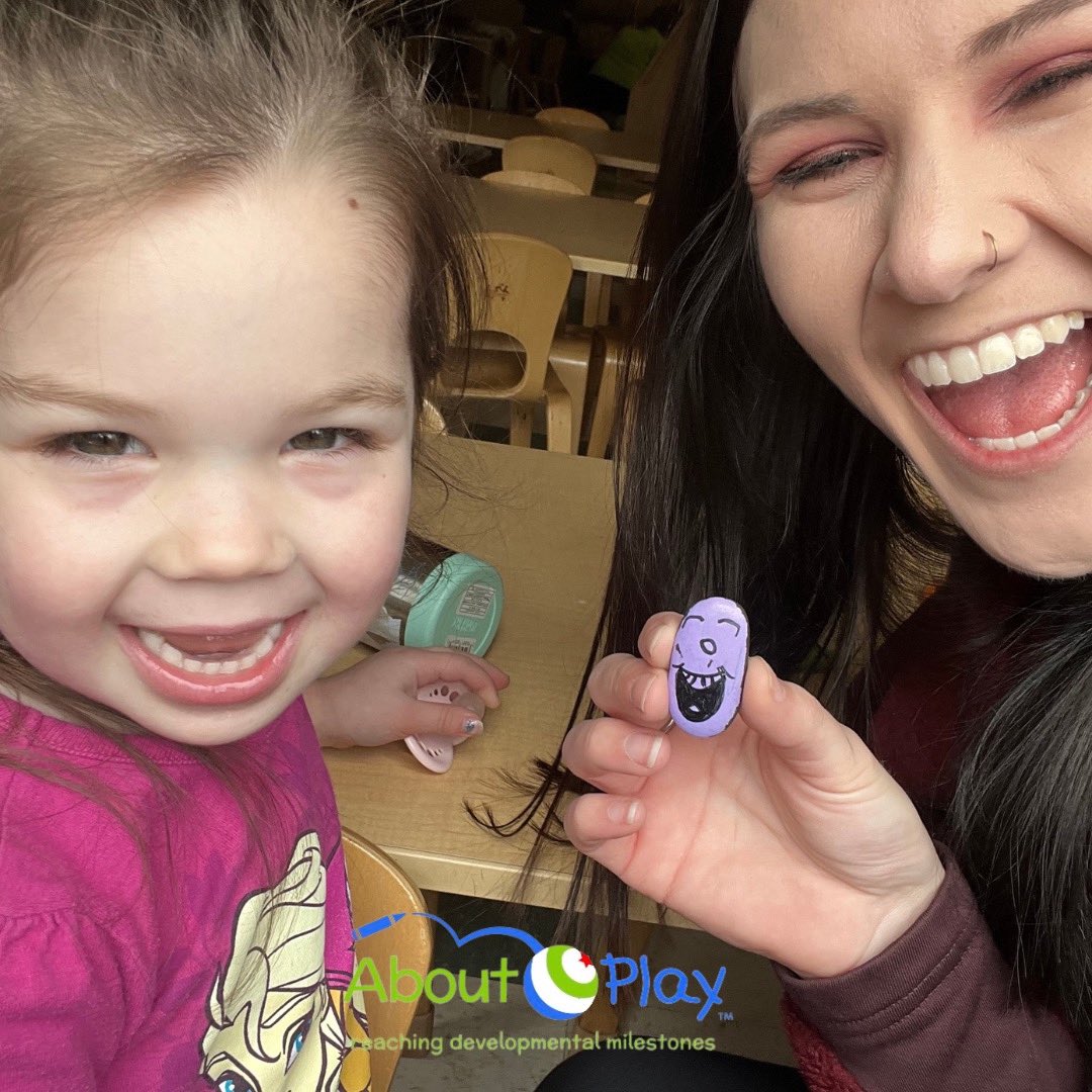 About Play tweet media