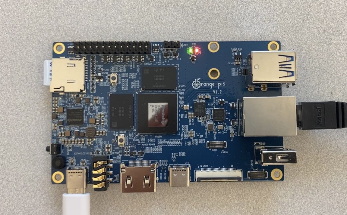 mengshyu's tweet image. Deploy #Llama3 on $100 Orange Pi with GPU acceleration through MLC LLM.
Try it out on your Orange Pi
👉 blog.mlc.ai/2023/08/09/GPU…
