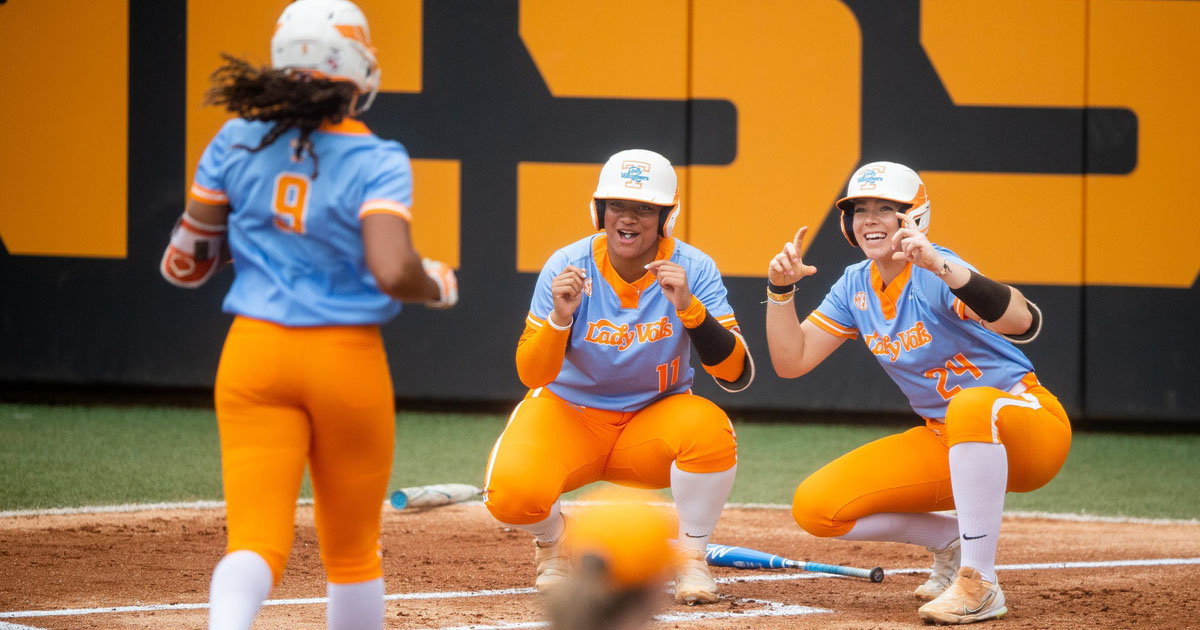 The Lady Vol Boost Her Club, a collective focused on supporting female athletes at Tennessee, signed a teamwide NIL deal with the softball roster. Softball largely drove the growth of NIL brand deals for women athletes in 2023. Collectives are now diving head-first into the…
