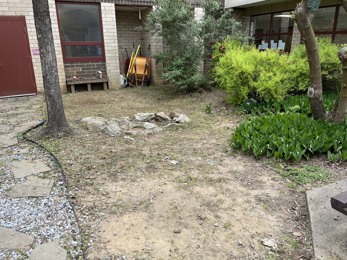 Kathleen Herron (@kherron2016) on Twitter photo Ms.Ahmedās Class <a href="/RiversideFCPS/">RiversideES</a> pulled weeds and made sure The Rocket Garden was ready for Earth Week. <a href="/STEAMatRES/">RiversideSTEAM</a> <a href="/fcpsGet2Green/">FCPS Get2Green</a> @FCPSScience Ms.Ahmedās Class <a href="/RiversideFCPS/">RiversideES</a> pulled weeds and made sure The Rocket Garden was ready for Earth Week. <a href="/STEAMatRES/">RiversideSTEAM</a> <a href="/fcpsGet2Green/">FCPS Get2Green</a> @FCPSScience