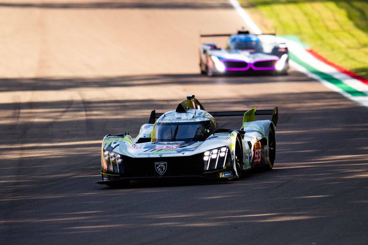 Some of you requested track pictures, we felt obliged;
#PEUGEOT9X8 #WEC #6HImola