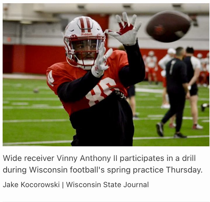 Vincel1911's tweet photo. Having a strong Spring 🏈, keep grinding!! #ZeroDrops 👊🏾🔥 @VinnyAnthony1 @CoachPhilLongo @CoachGuiton @BadgerFootball https://t.co/Bq86gzPJ2n