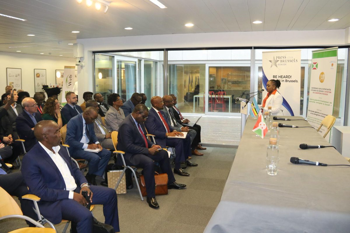 🇧🇪🤝🇧🇮 À 14h00 pile, la conférence proprement dite sur les opportunités d'investissements au Burundi a été officiellement lancée! #Burundi #InvestirauBurundi #InvestinBurundi