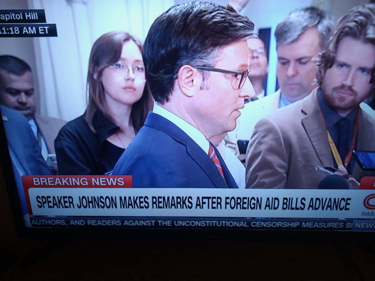 CL76628521's tweet photo. $60 Billion to Ukraine SMH 
I hope they don't pass the 
#ForeignAidBill 
The money is supposed to be as a Loan to Ukraine to get it passed 🤣 
You think the Corrupt Senators and Congressmen will pay their portion back https://t.co/8A2KPiQXBB