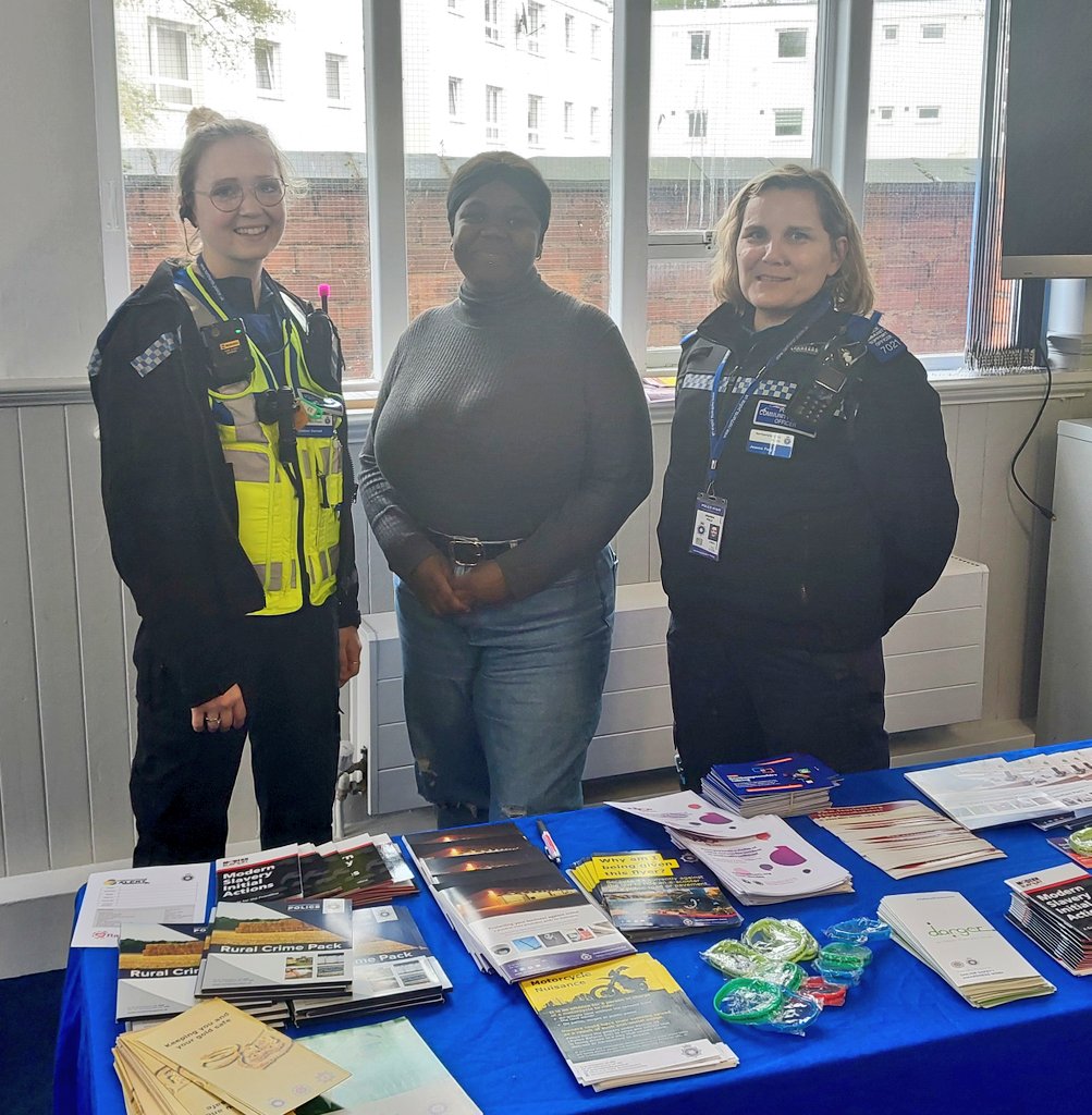 A really big THANK YOU to the #Doddridge #community centre Team for organising a fantastic #networking event today,which allowed Charities & Voluntary groups to promote their services,network & raise awareness of their work. @Doddridge_Npton @NorthantsPolice #C7173 #C7110 #C7021