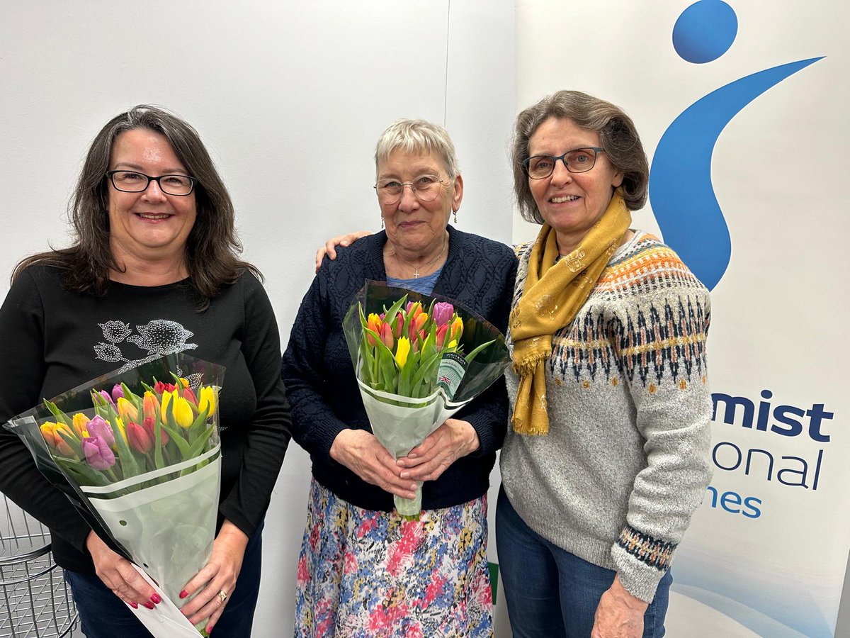 It was lovely to celebrate with flowers and cake a couple of our members birthdays Happy birthday Debbie and Laraine thank you for all your hard work @SIGBI1 @SIStAlbans @My_MiltonKeynes @MKCommunityHub @VowMk