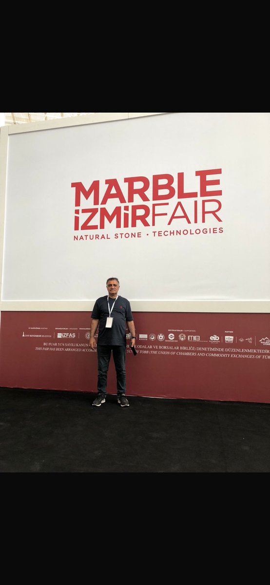 Mermer İzmir fuarında bulunduk. Siz değerli müşterilerimize en iyi hizmeti sunmaktan gurur duyuyoruz.

#marble #interiordesign #design #calacatta #architecture #stone #naturalstone #homedecor #kuwait #saudiarabian #izmir #marbleizmir #izmirfair #marbleizmirfair #inşaat #toki