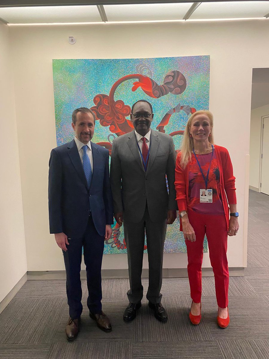 KittyvdHeijden's tweet photo. Great meeting with Prof. Njuguna Ndung’u, Minister of Finance of Kenya together with @Familiar_BM @MamtaMurthi, Pablo Saavedra 
and the @WorldBank team to discuss investing more resources #foreverychild https://t.co/kXDbtwn46i