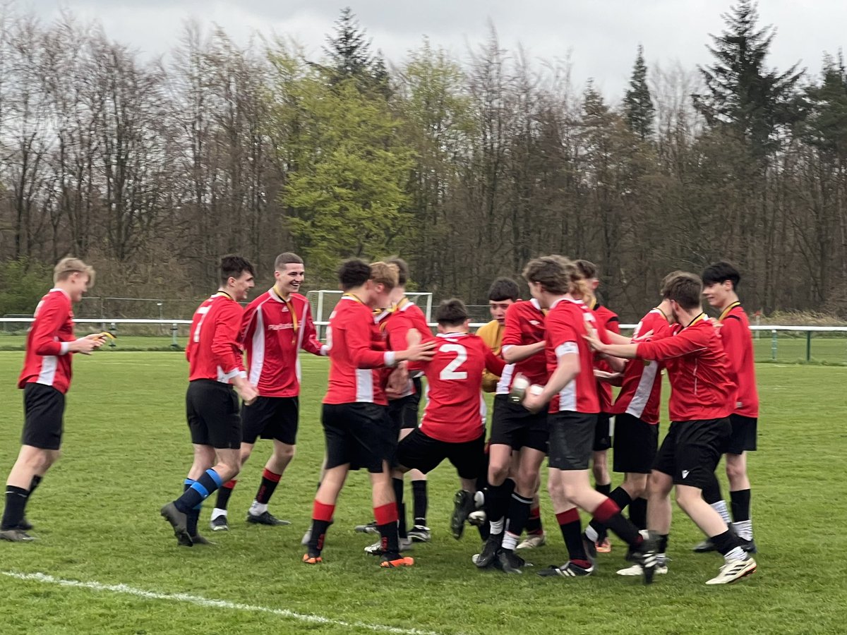 Another fantastic sporting win 🏆 Our Year 11 football team played in the Huddersfield School’s Cup Final against Netherhall last night at Storthes Hall winning 2-0! Fanstastic effort boys, well done! 🎉💫⭐️