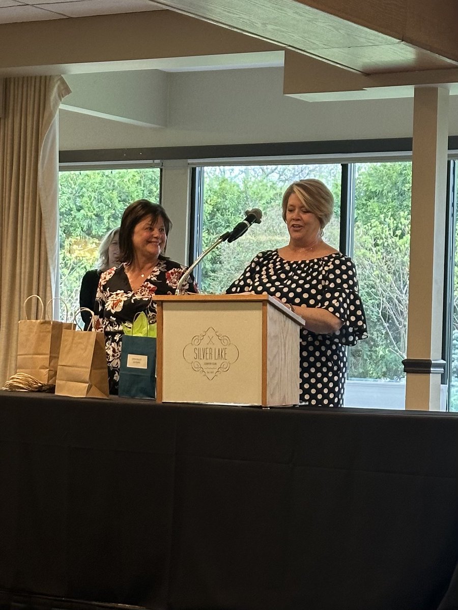 Lauren DeSimone tweet media