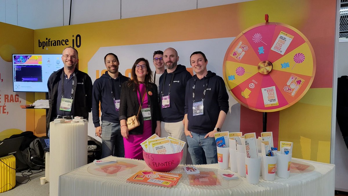 On n'est pas peu fiers des graines qu'on y a plantées

#DevoxxFR

<a href="/malvaultw/">Willy Malvault - offline</a>  <a href="/nsilberman/">Nicolas Silberman</a> <a href="/Bpifrance/">Bpifrance</a> <a href="/DevoxxFR/">DevoxxFR</a>